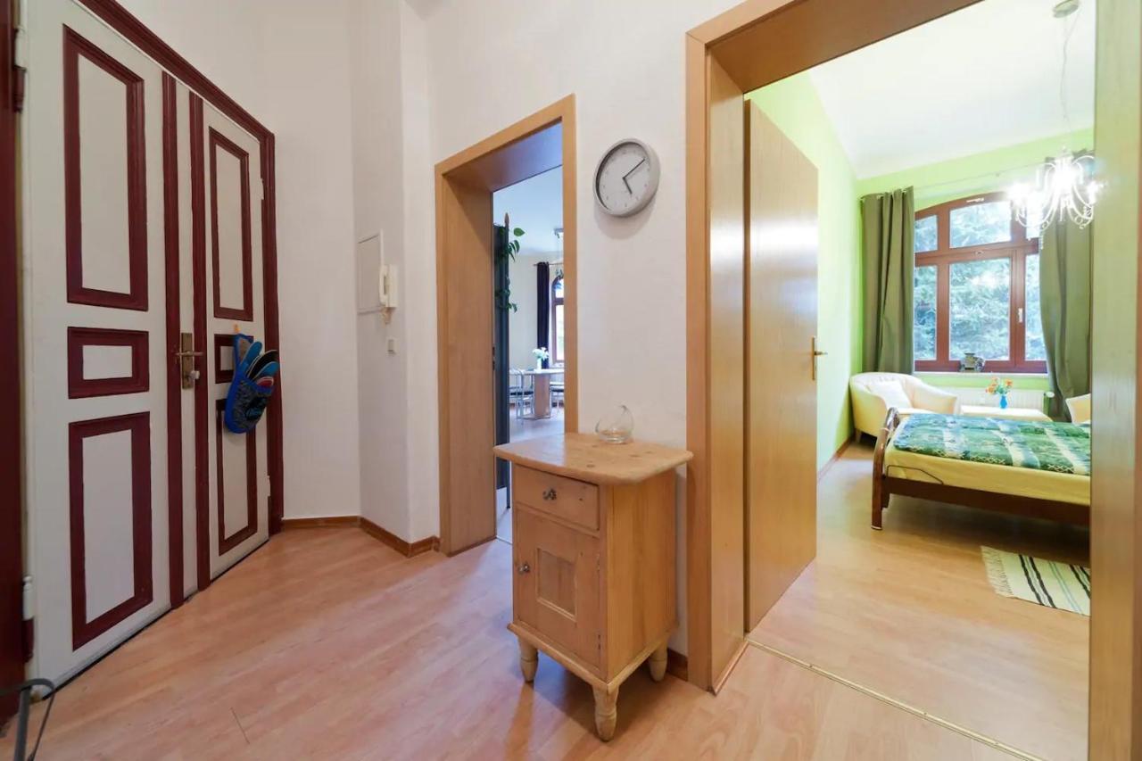 Grosse Ferienwohnung In Dresden-Loebtau Exterior photo